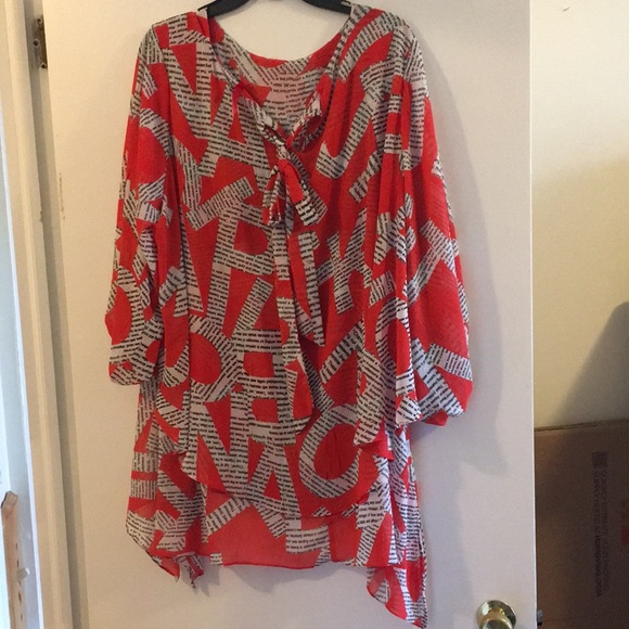 IC COLLECTION Tops - ic collection blouse with layering and balloon sleeves